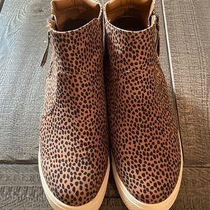 Leopard print shoes